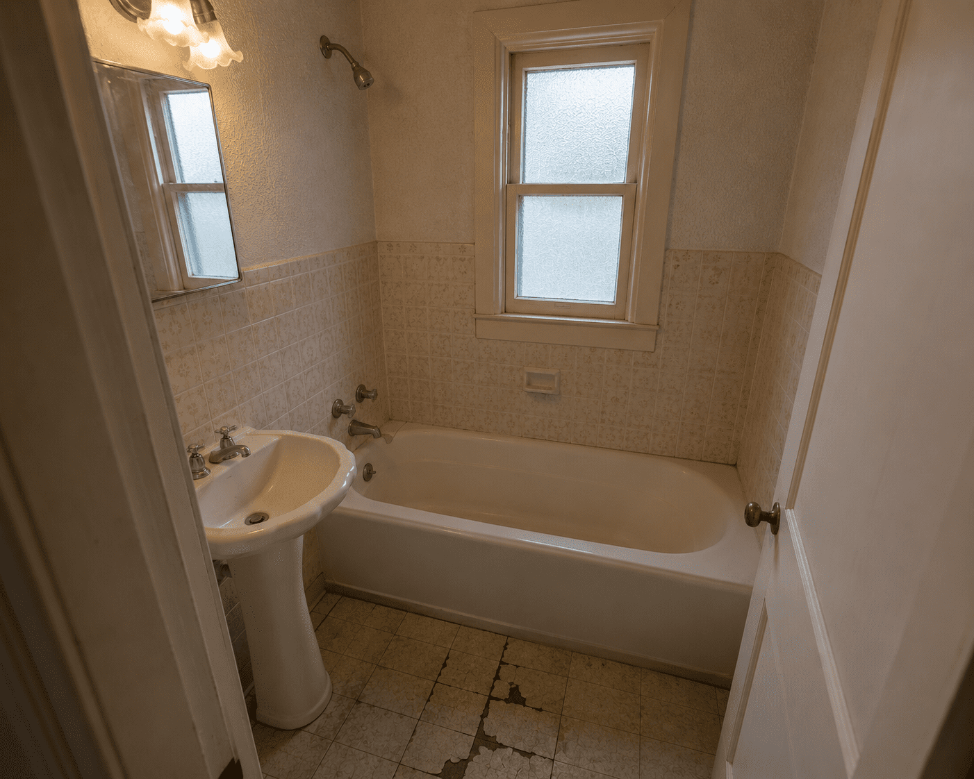 Before — old tub and pedestal sink bathroom in Kensington, MD